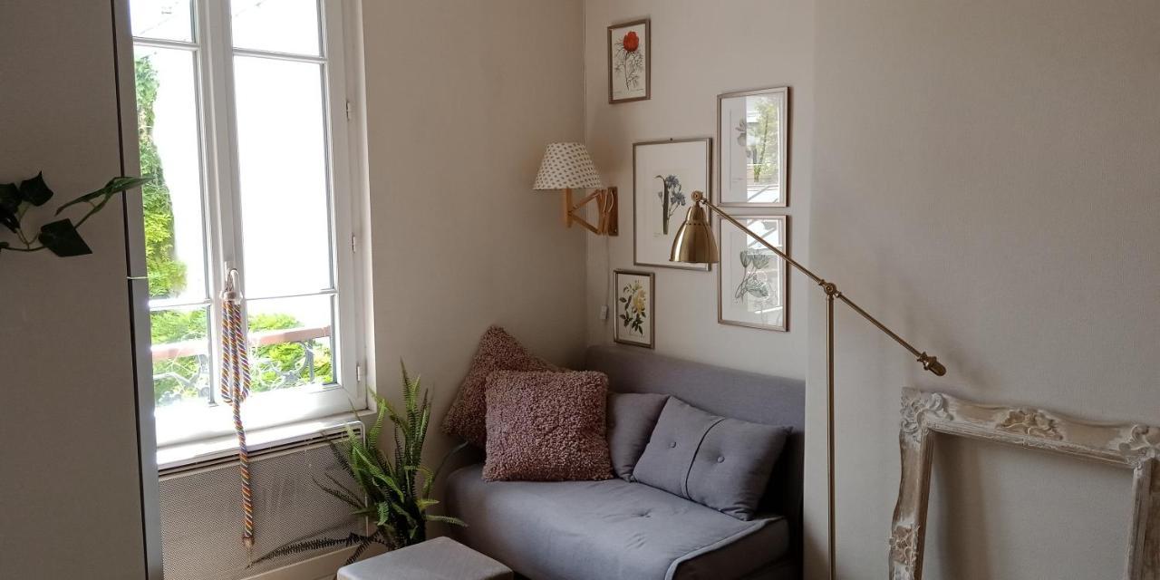 Paris Authentic House Small, Bright And Calm Studio Exterior foto