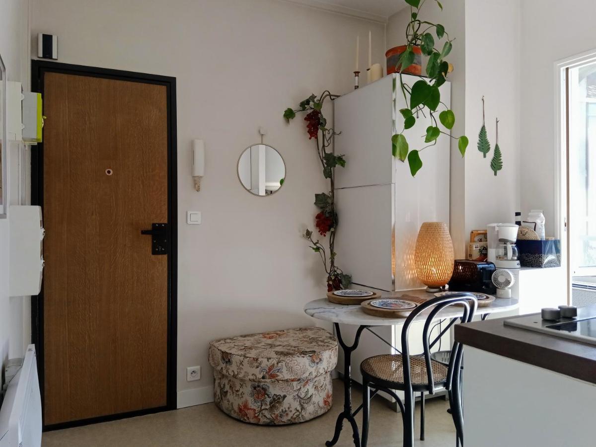 Paris Authentic House Small, Bright And Calm Studio Exterior foto